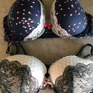Victoria Secret 36DD Bras
